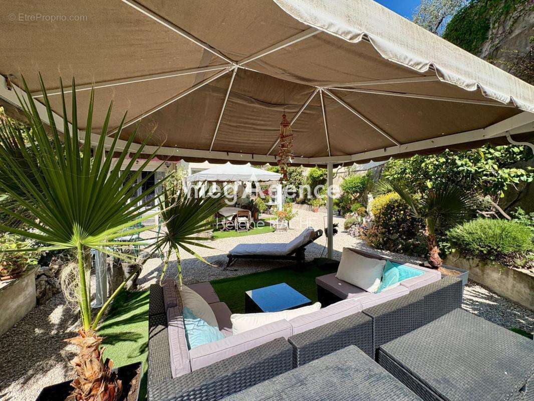 Cimiez Appartement 2/3 pièces avec magnifique terrasse/Jardin de 172 m2 - photo 12