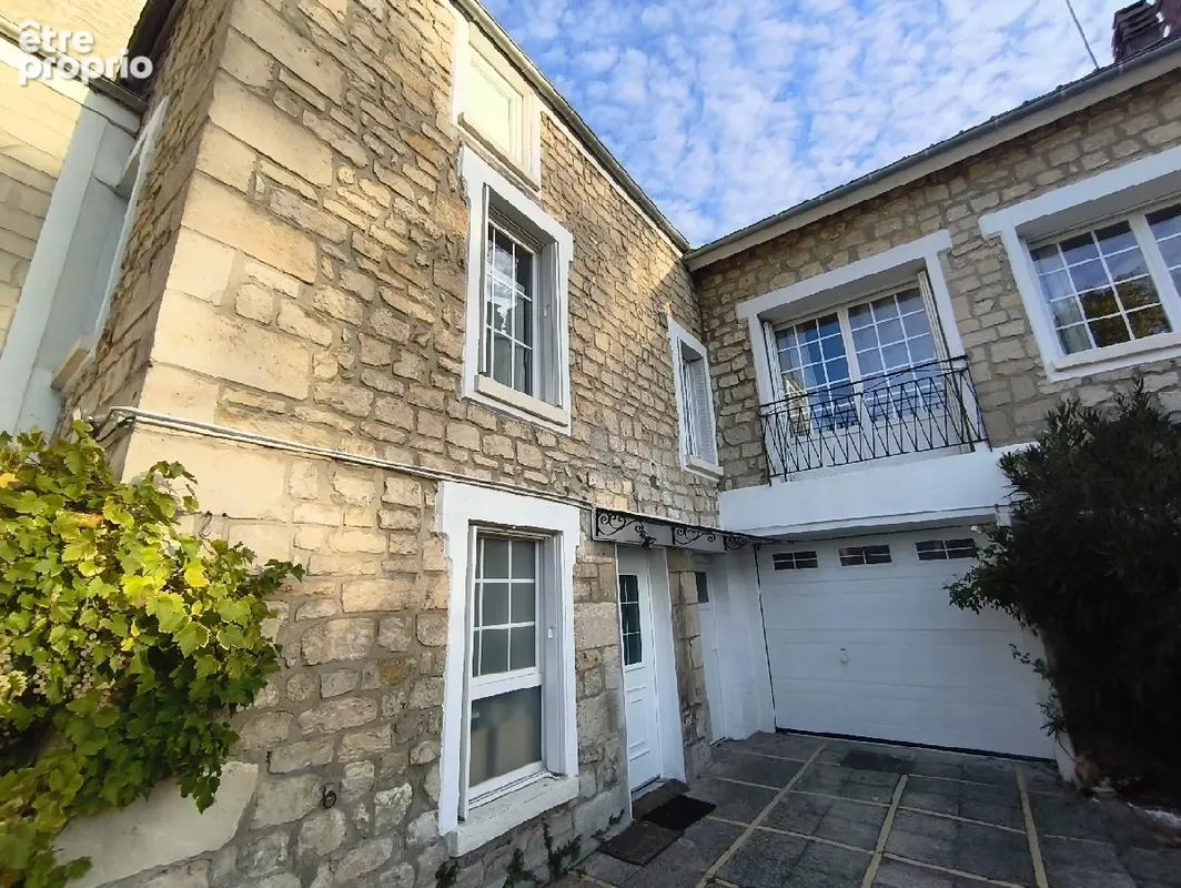 Maison 6 pièces 136 m² à vendre à Nesles-La-Vallee (95690) - photo 1