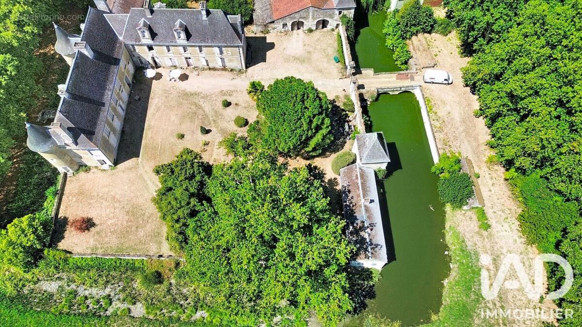 Photo 1 - Autre à SAINT-GENEST-D'AMBIERE