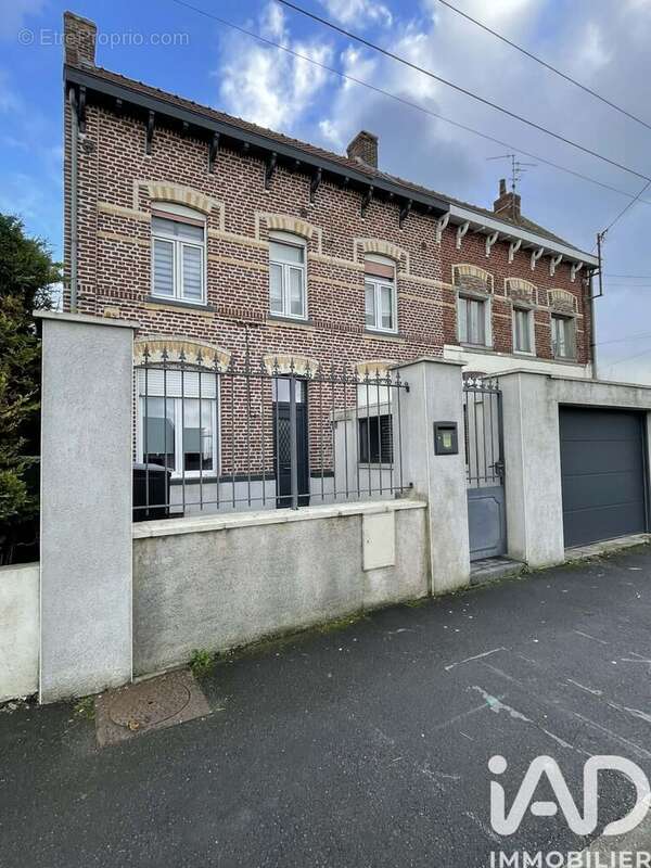 Photo 2 - Maison à VERMELLES