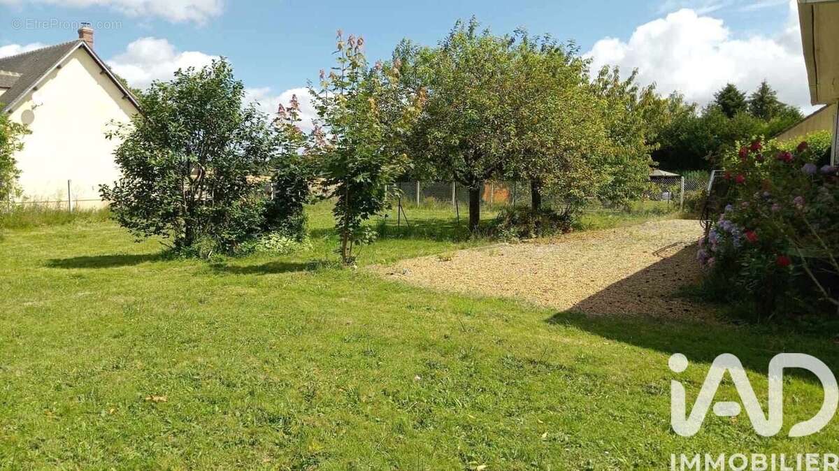 Photo 2 - Maison à CHUISNES