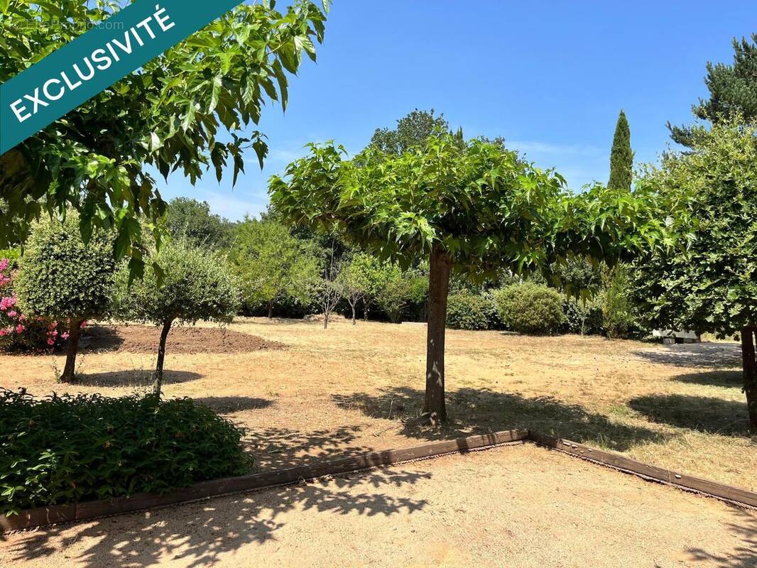 Photo 1 - Terrain à GAREOULT