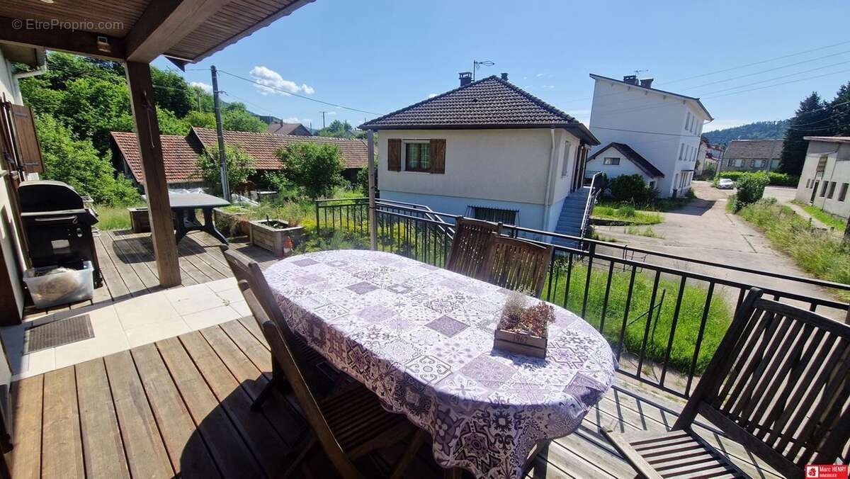 Maison à SAINT-AME