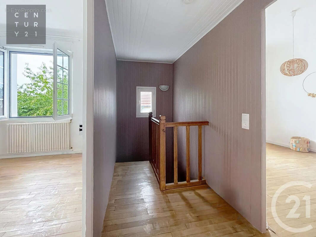 Maison à LES NOES-PRES-TROYES