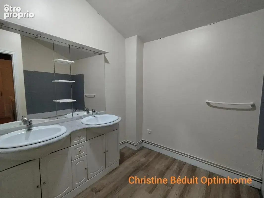 SAINT FRONT en Charente, maison 90 m², rénovée 3 chambres, abri pour voiture et terrain 1017 m² - photo 10