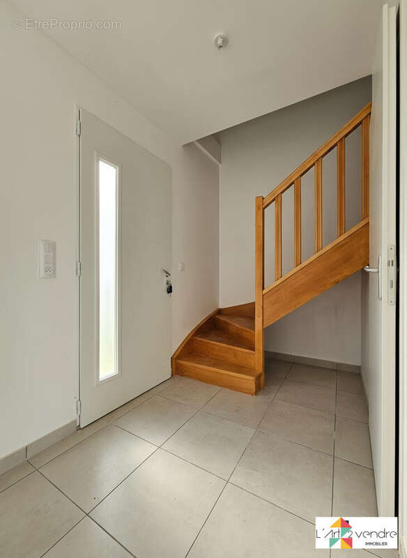 Maison à HOMBLEUX