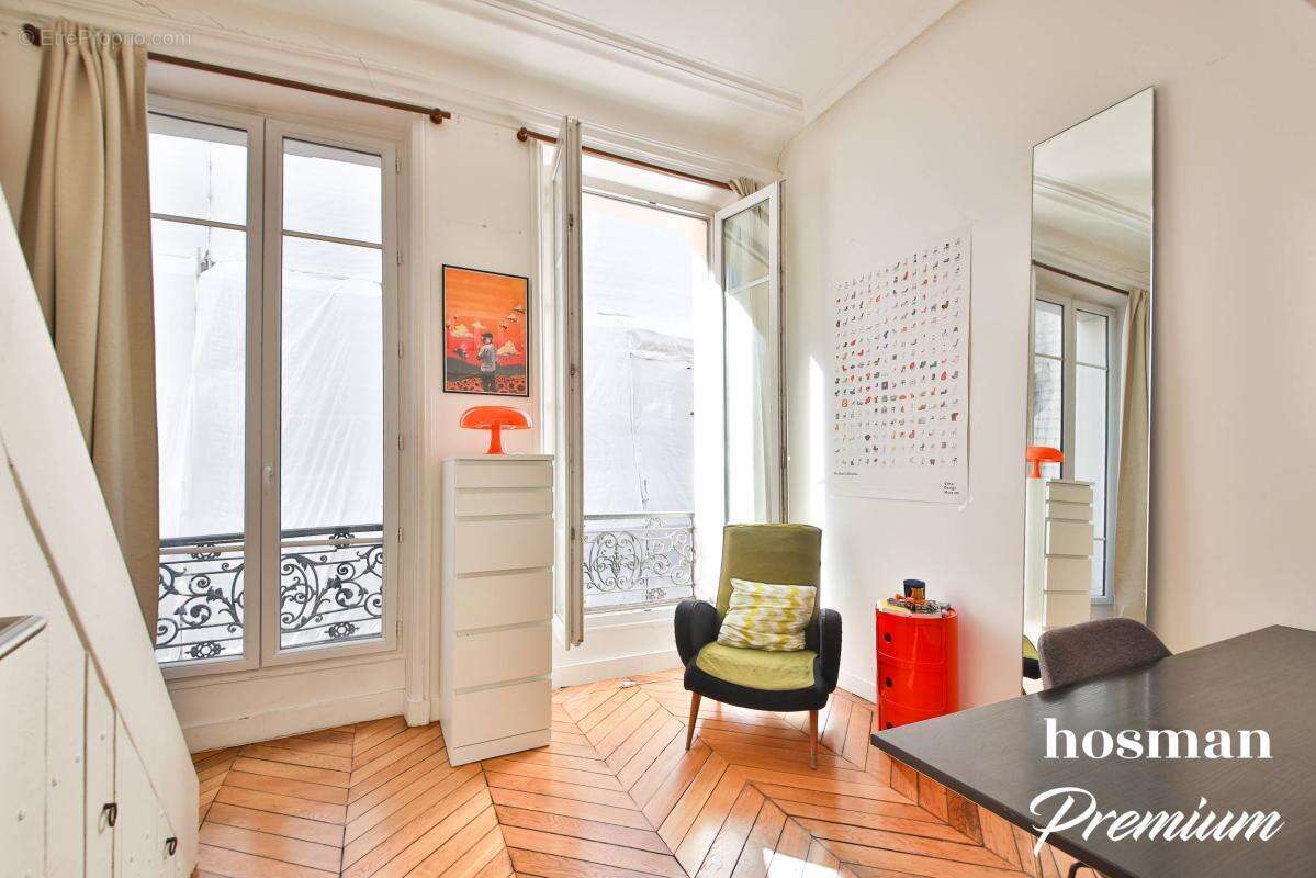 Appartement à PARIS-3E