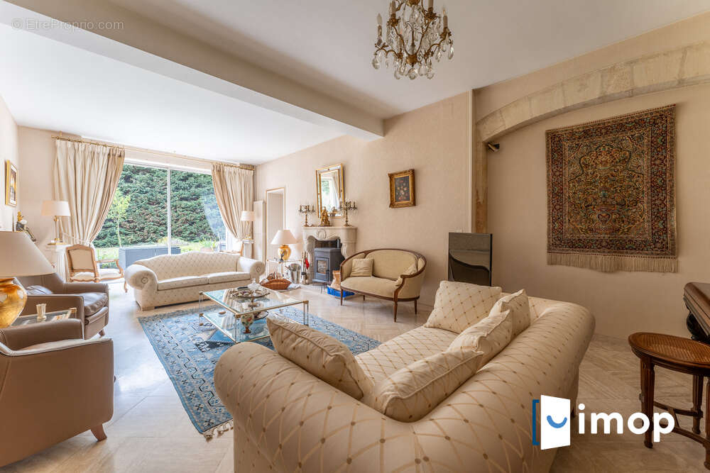 Maison à SAINT-ANDRE-DE-CUBZAC