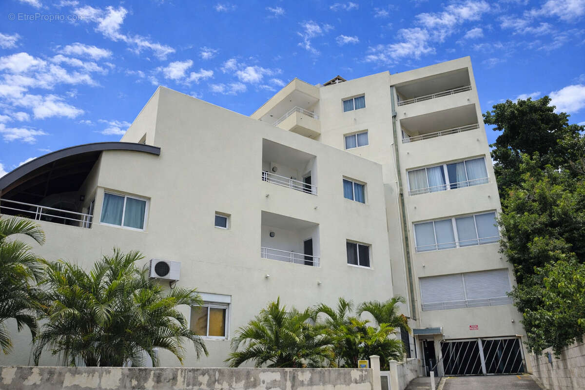 Appartement à SAINT-DENIS