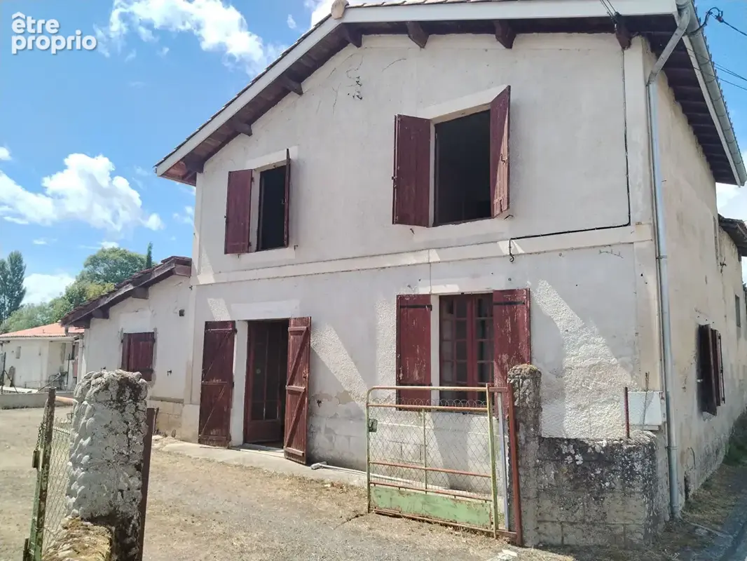Maison à COUTRAS