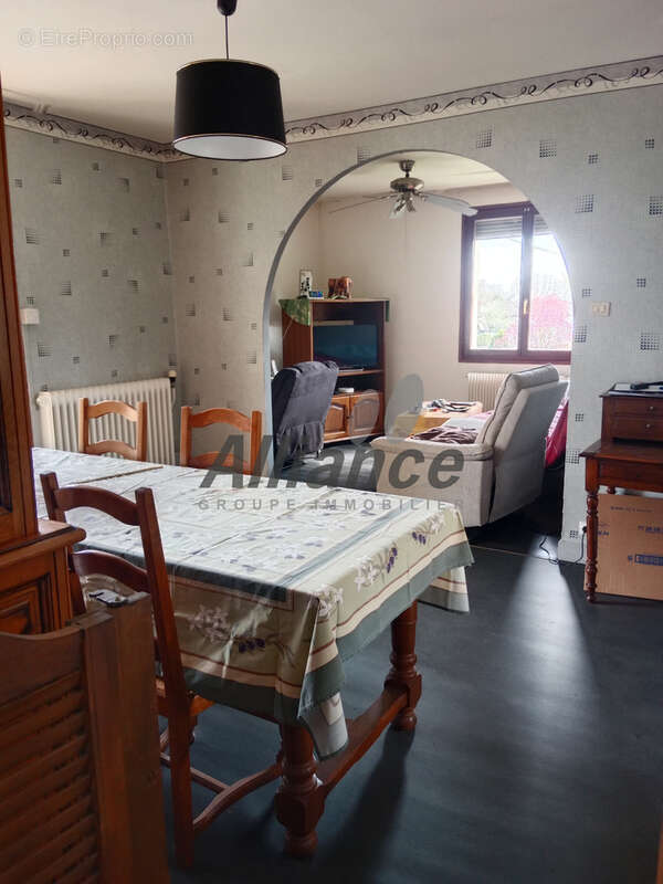 Maison à LUXEUIL-LES-BAINS