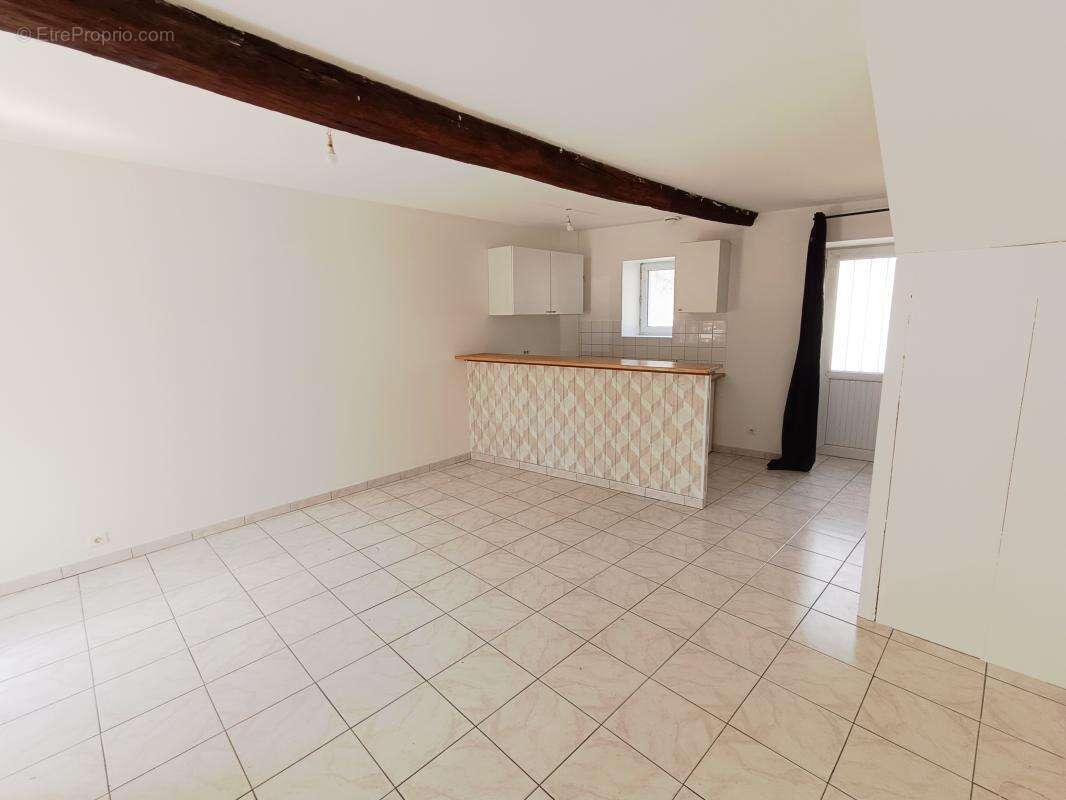 Appartement à ELANCOURT