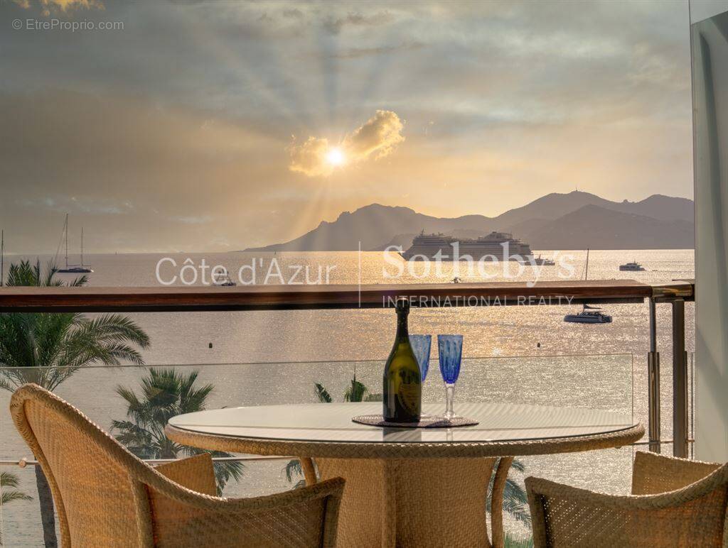 Appartement à CANNES
