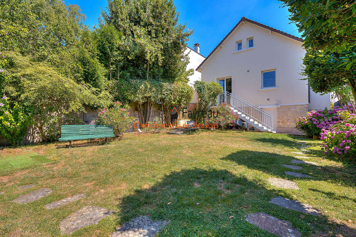 Maison à L&#039;HAY-LES-ROSES