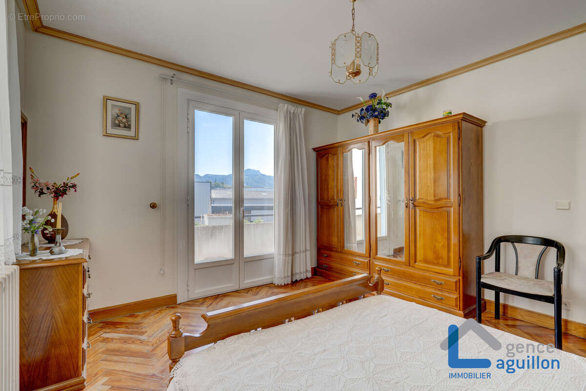 Hendaye  belle maison  de 151 m2 avec fort potentiel - photo 18