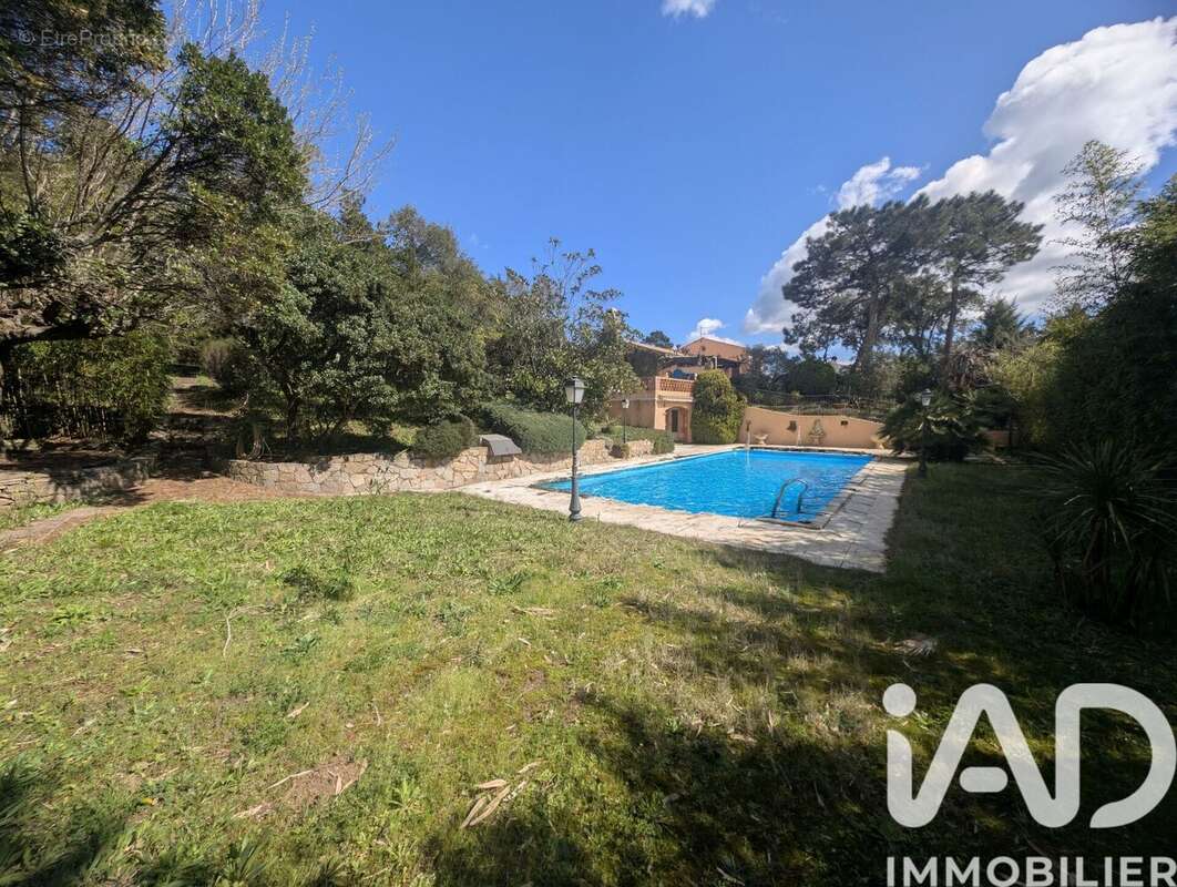 Photo 9 - Maison à LA MOLE