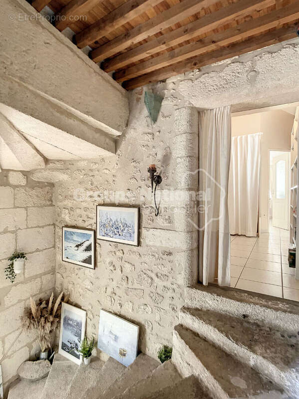 Montfrin, Grande maison de village - photo 12