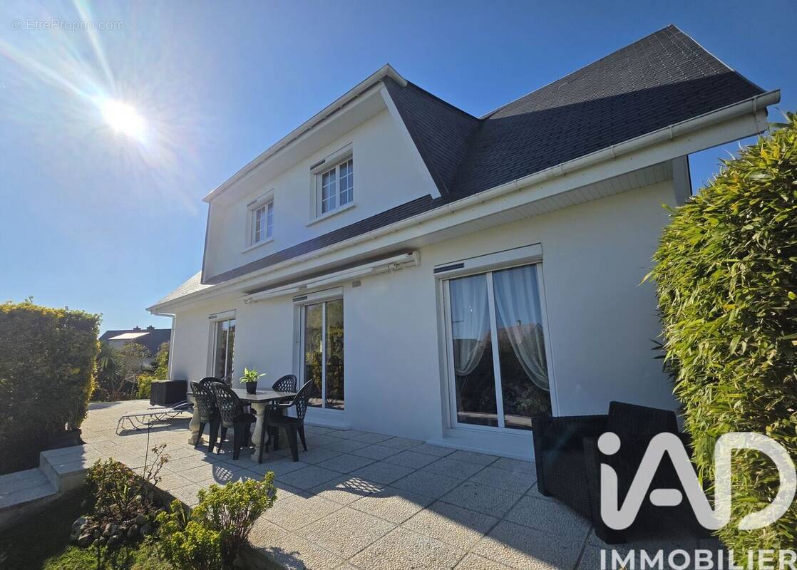 Photo 1 - Maison à SAINT-MARTIN-DU-MANOIR