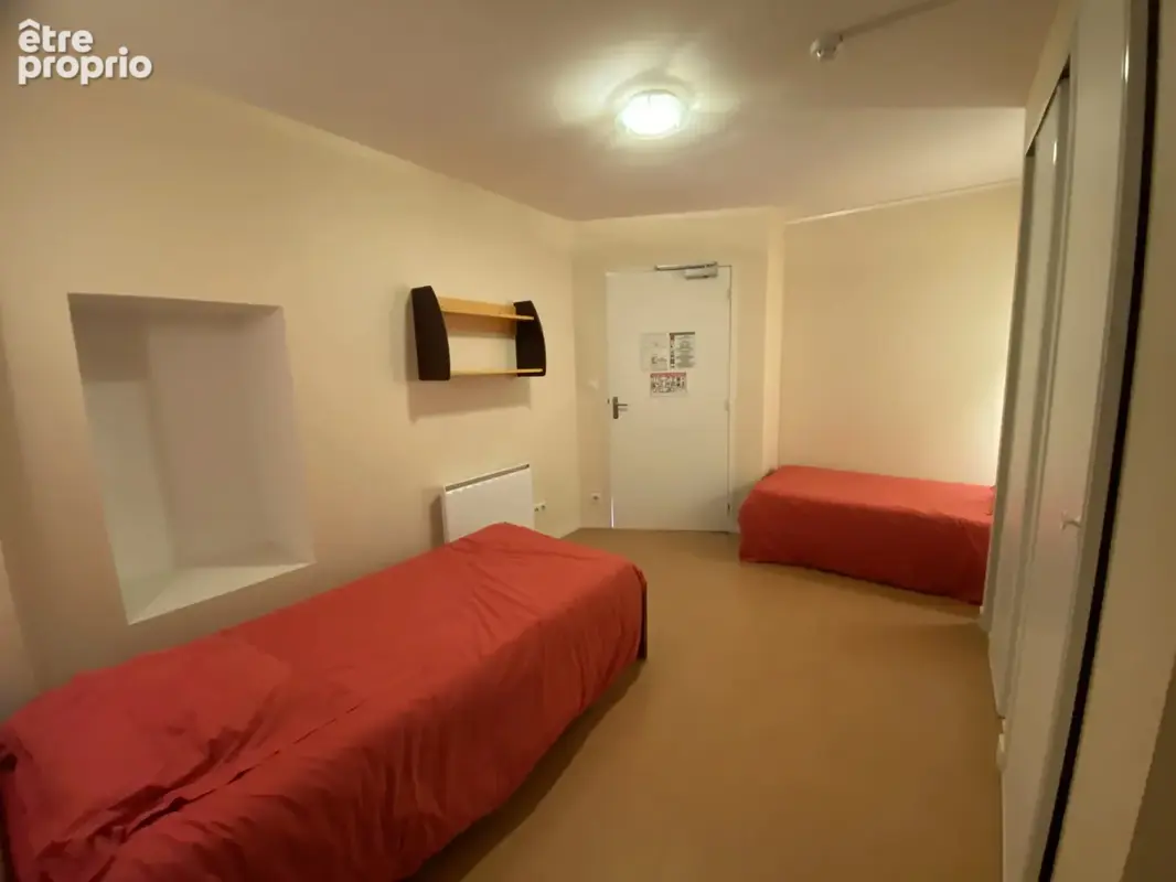 Ensemble immobilier situé dans un secteur tranquille et central - photo 14