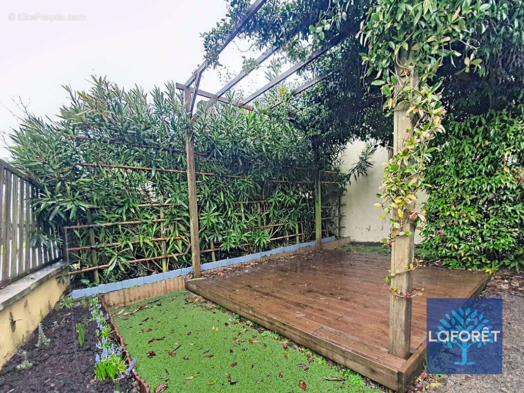 Maison à LE GIROUARD