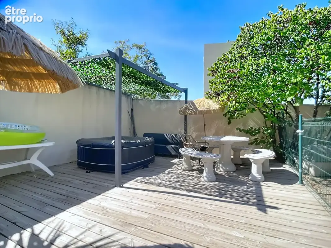 Maison à vendre de 140 m² avec piscine sur une parcelle de 650 m² - Secteur Saint-Loup Marseille 10e - photo 5