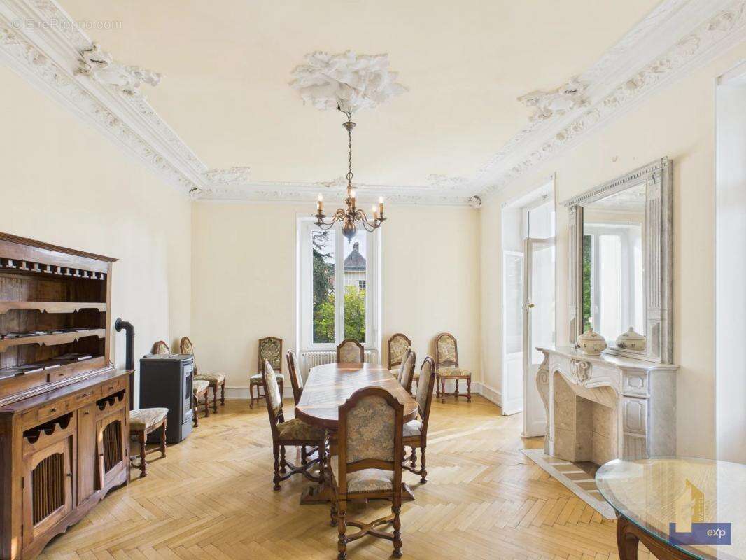 Maison à SOULTZ-HAUT-RHIN