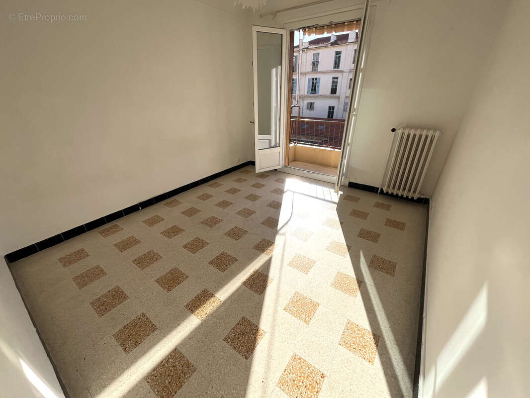 Appartement à MENTON