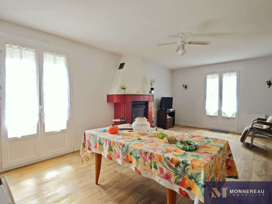 Maison à GURAT