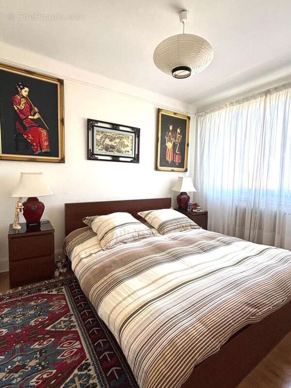 Photo 6 - Appartement à LA CELLE-SAINT-CLOUD