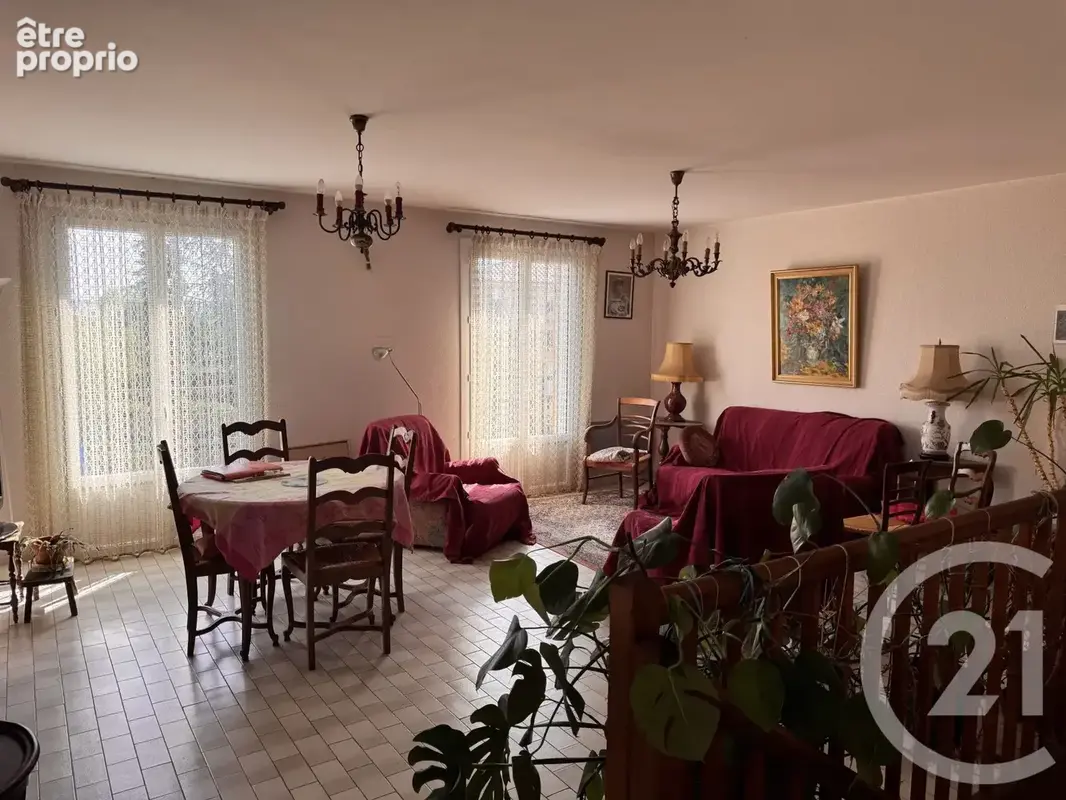 Maison 6 pièces 116 m² à vendre à Annonay (07100) - photo 2