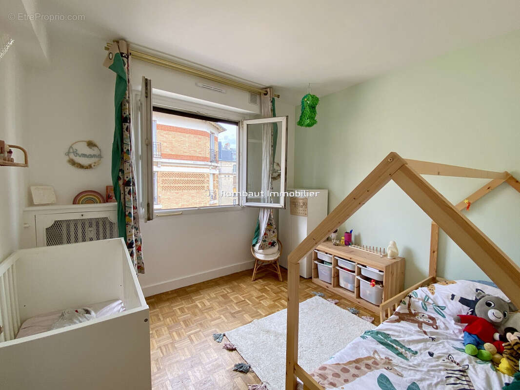 Appartement à CLICHY