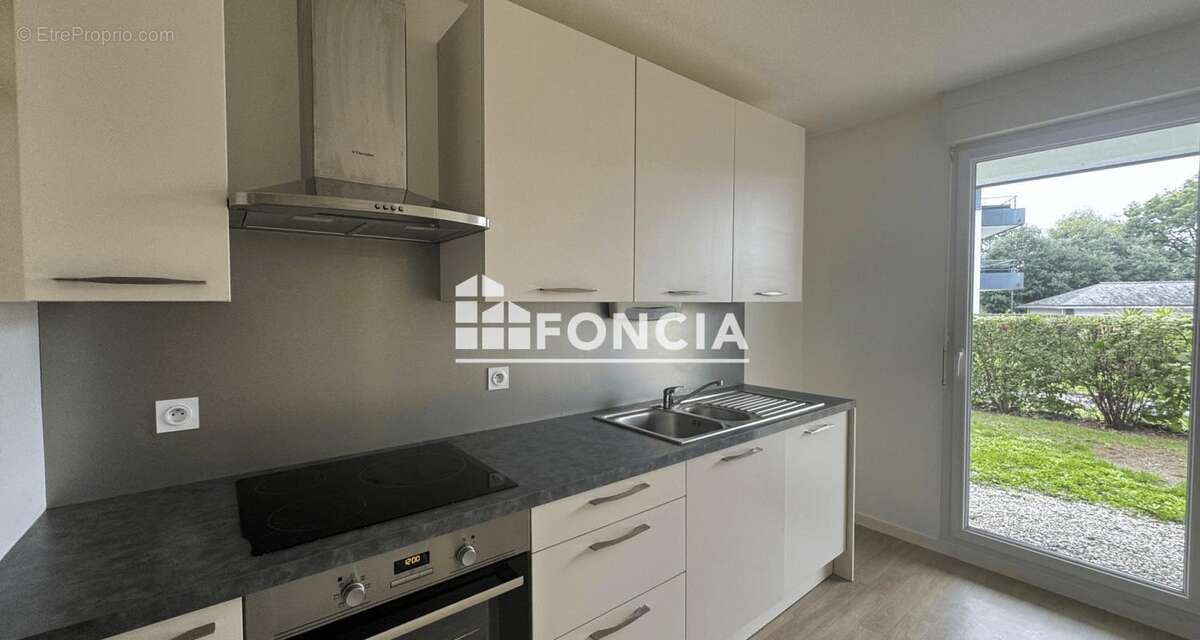 Appartement à SAINT-AVE