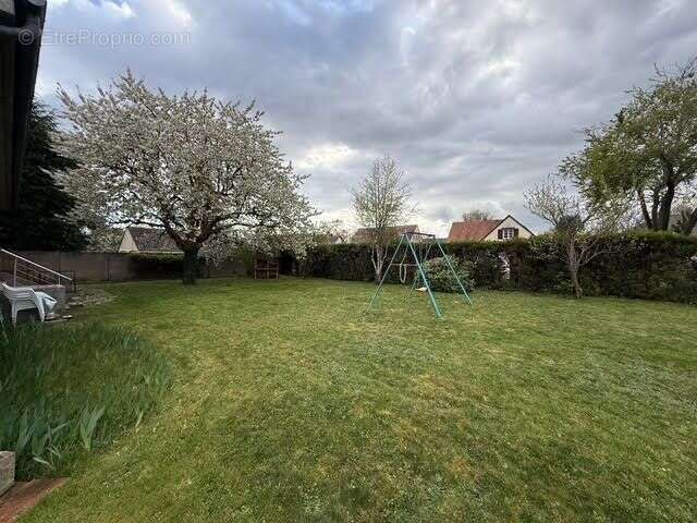 Maison à SAINT-DENIS-EN-VAL