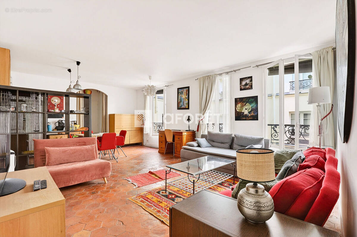 Appartement à PARIS-11E