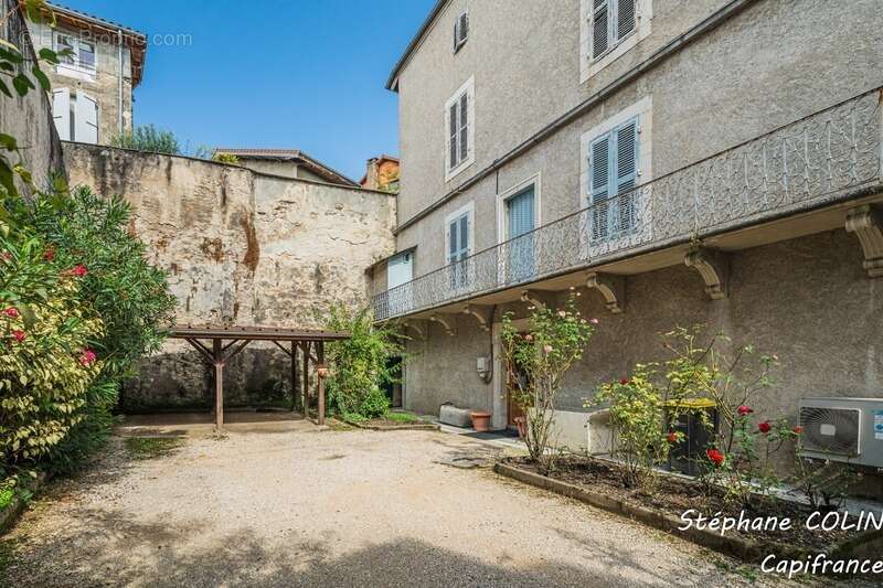 Deux appartements T2 + studio + parking TULLINS (38) - photo 5