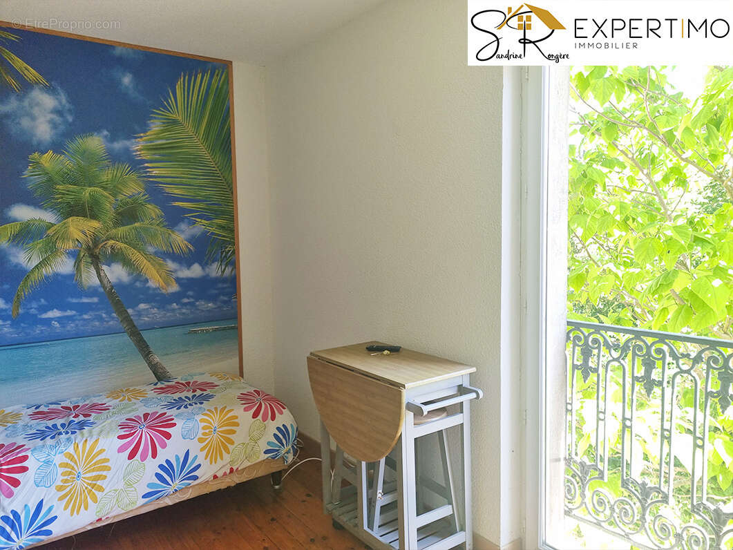 Appartement à NERIS-LES-BAINS