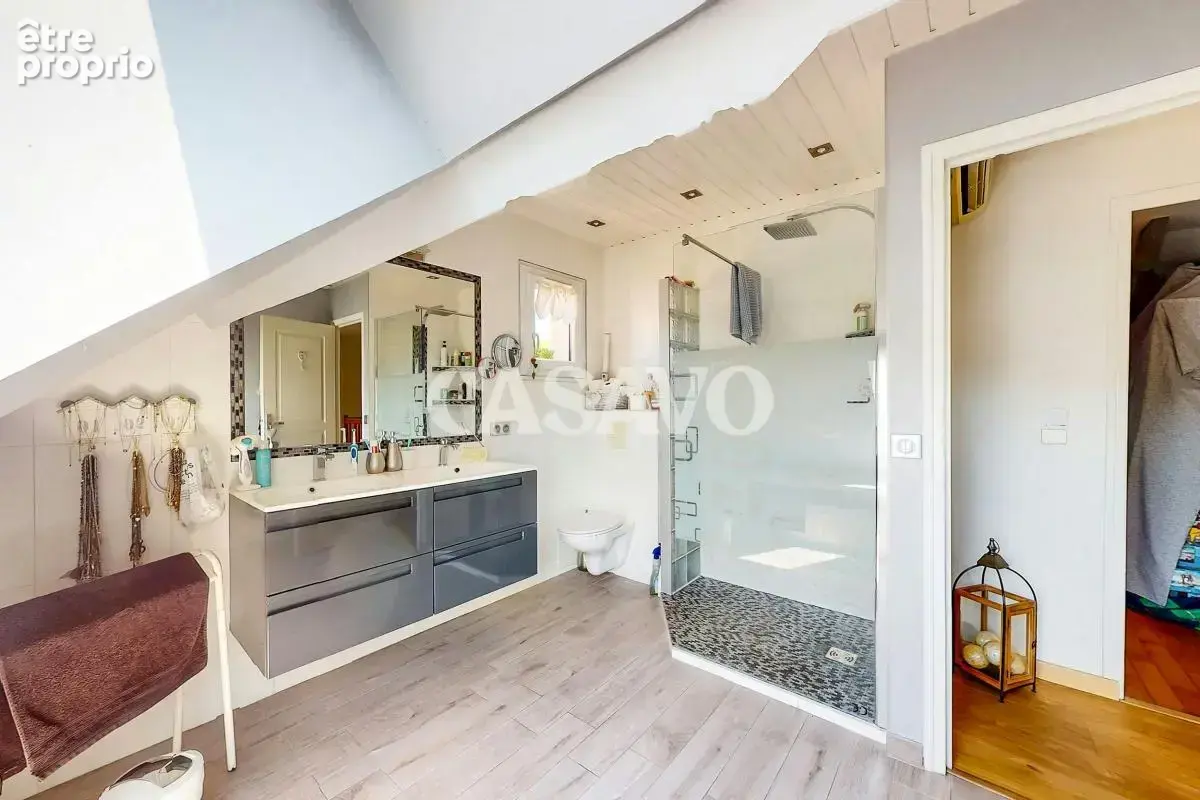 Vente Maison 7 pièces de 197m² - 94510 La Queue-en-Brie - photo 11