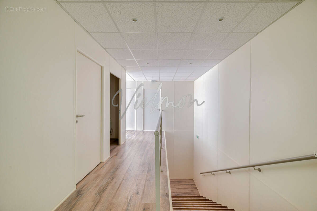 Commerce à SAINT-GERMAIN-EN-LAYE