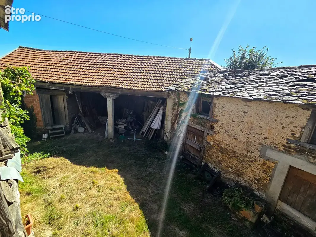 Maison de caractère en pierres dans un hameau calme - photo 18