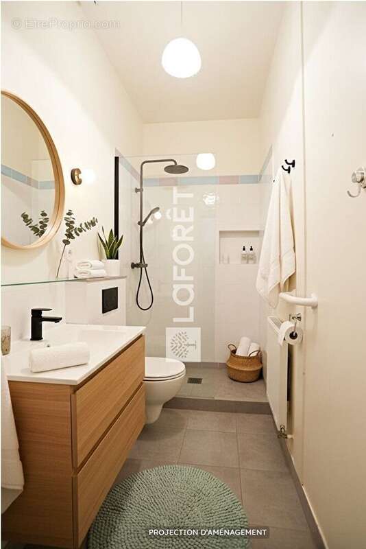 Appartement à PARIS-14E