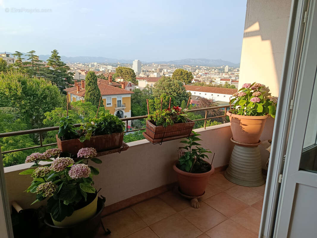 Appartement à MARSEILLE-8E