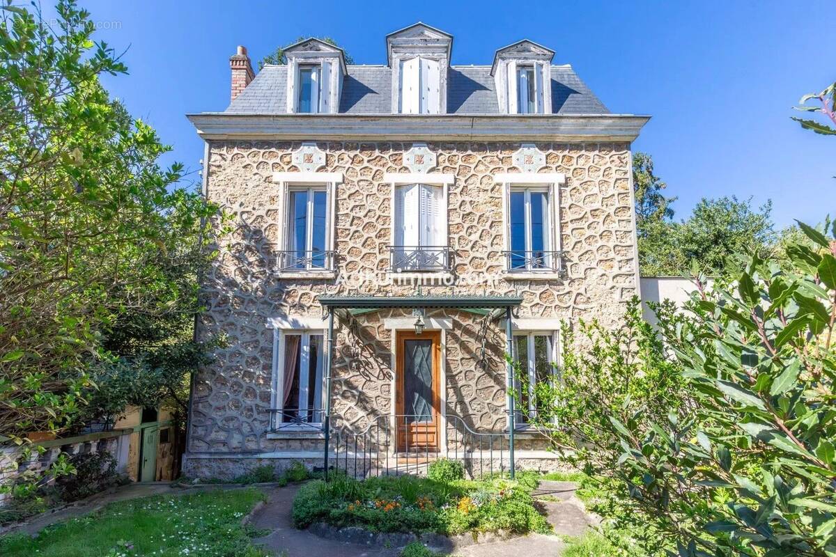 Maison à SUCY-EN-BRIE