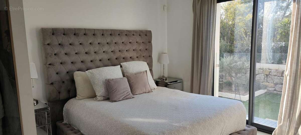 Photo 8 - Maison à FREJUS