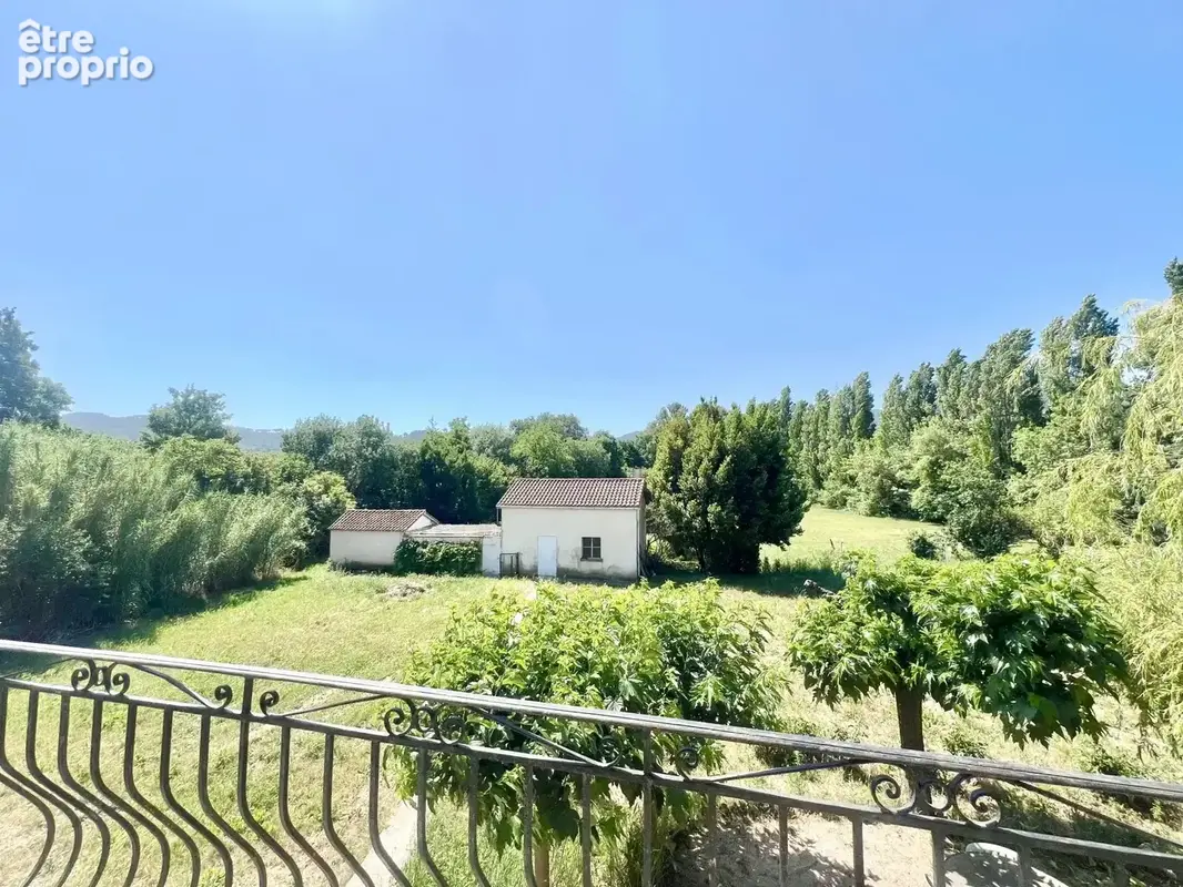 Spacieuse maison traditionnelle (2 appartements) sur un magnifique terrain de 10 511 m² - photo 15