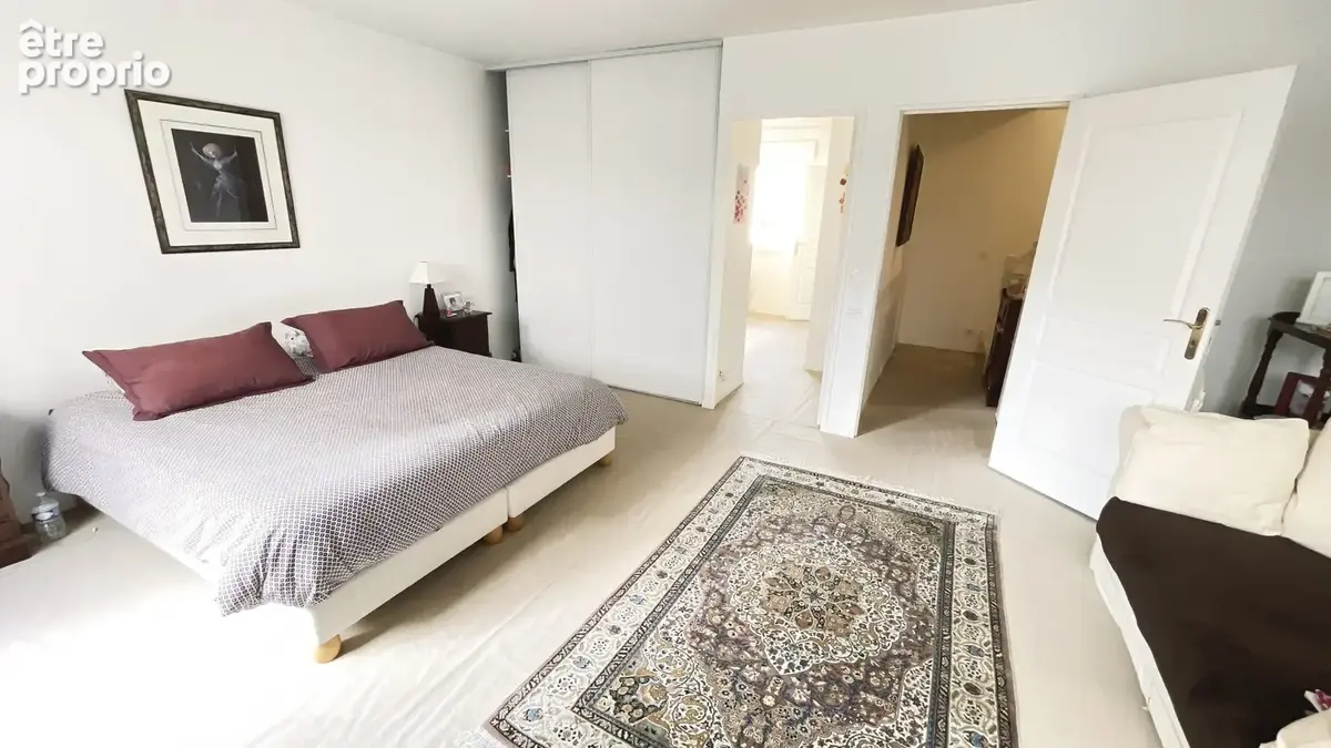 Puteaux hyper-centre   rare maison avec jardin   135 m2   3/4 chambres   2 parkings - photo 3