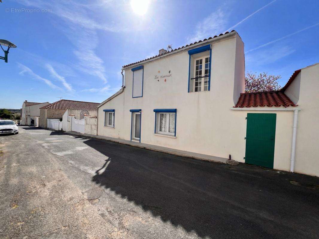 Maison à LONGEVILLE-SUR-MER