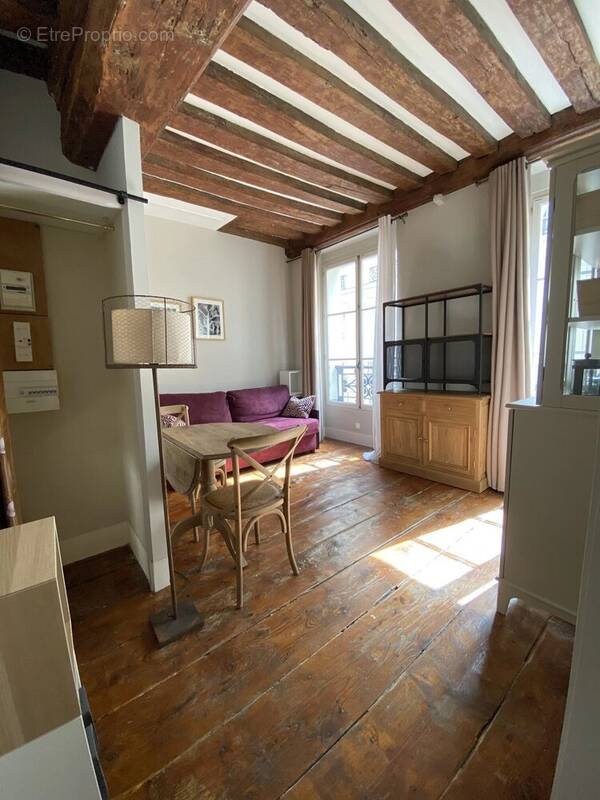Appartement à PARIS-4E