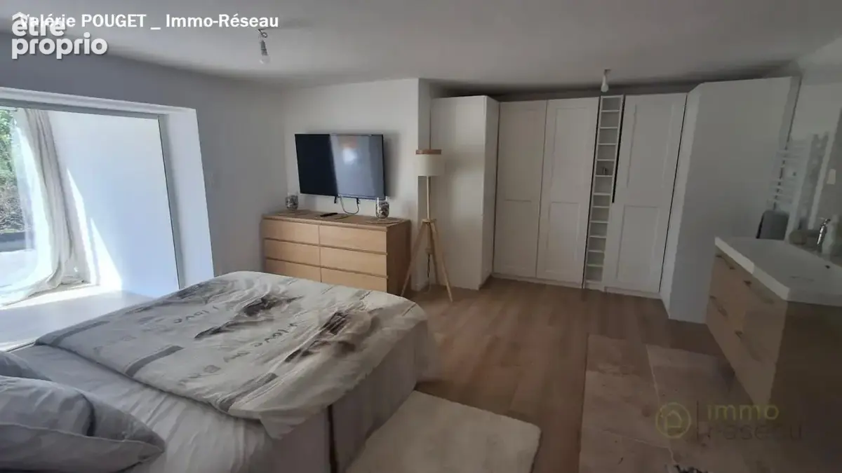 Maison 5 pièces 128 m² à vendre à Le Revest-Les-Eaux (83200) - photo 16