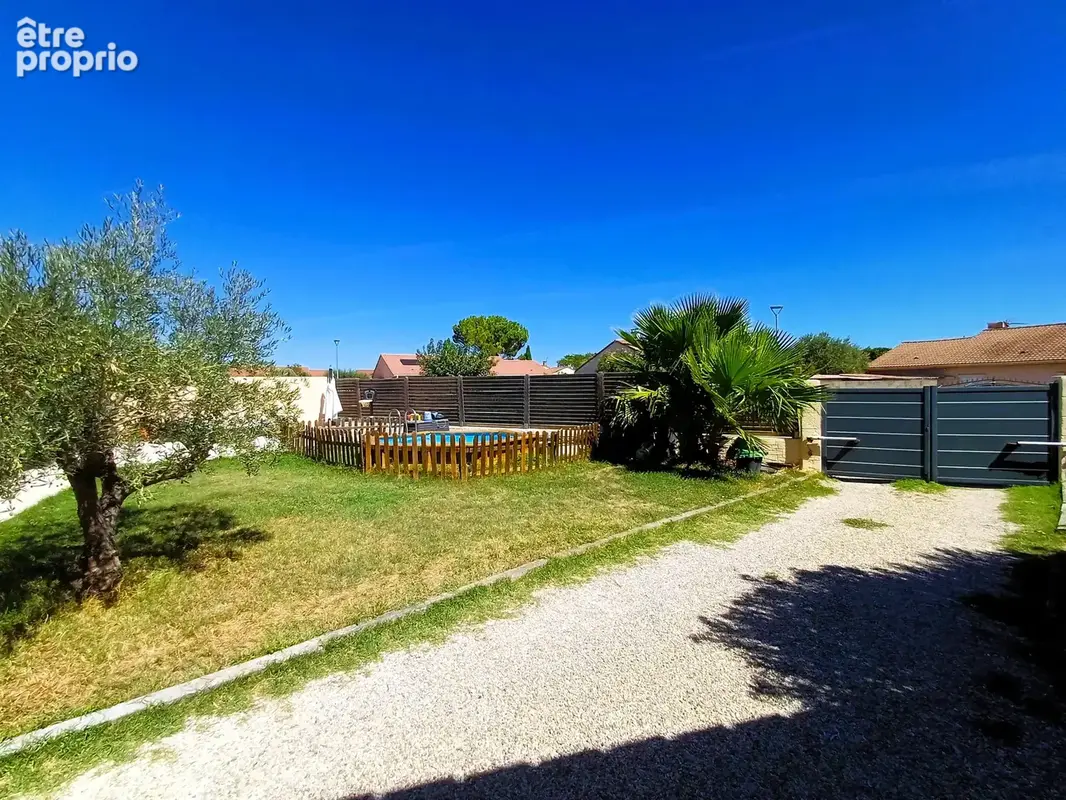 Maison plain pied 107 m2, grande pièce de vie, 3 chambres, garage et petite piscine - photo 17