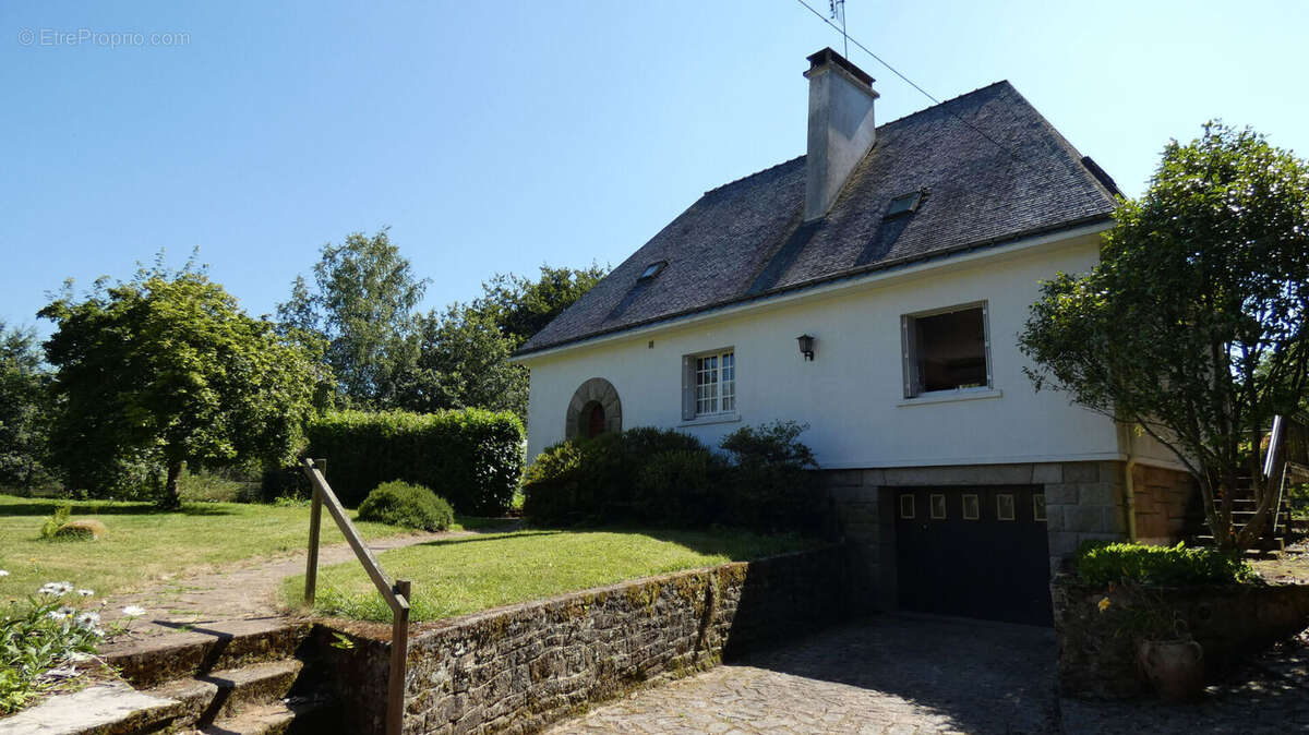 QUISTINIC - Maison 5 pièces avec terrain 2566m² - photo 2
